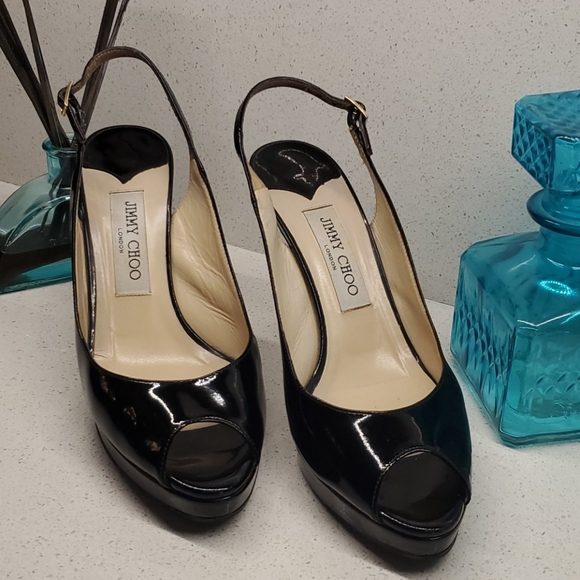 JIMMY CHOO patent leather pumps (sz 8.5) - Picture 2 of 10